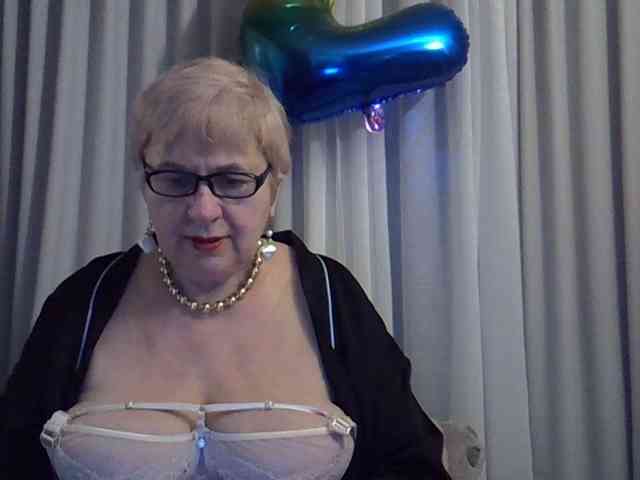 SweetCherry00 webcam