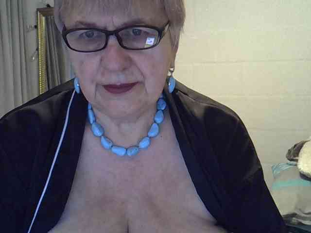 SweetCherry00 webcam