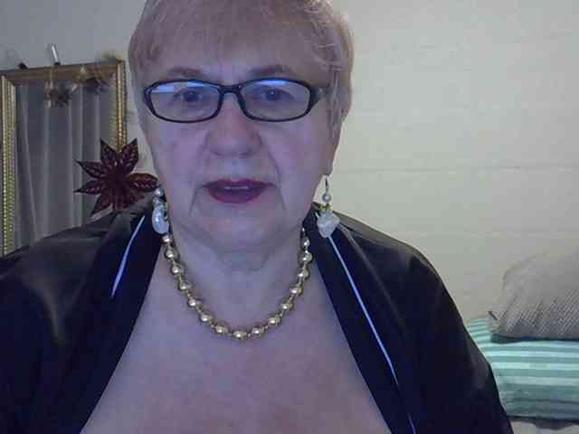 SweetCherry00 webcam