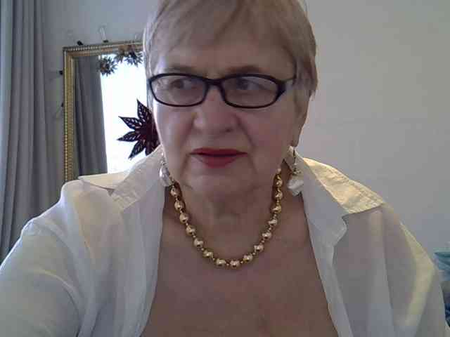 SweetCherry00 webcam