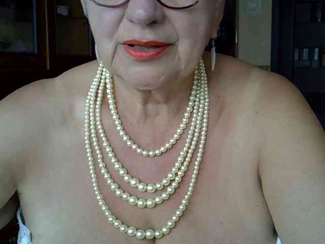 SweetCherry00 webcam