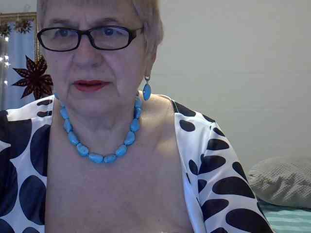 SweetCherry00 webcam