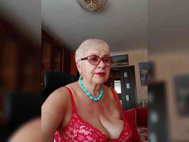 SweetCherry00 webcam