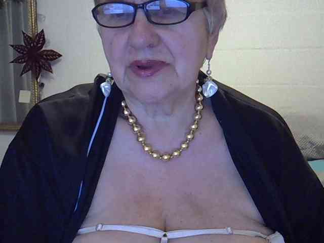 SweetCherry00 webcam