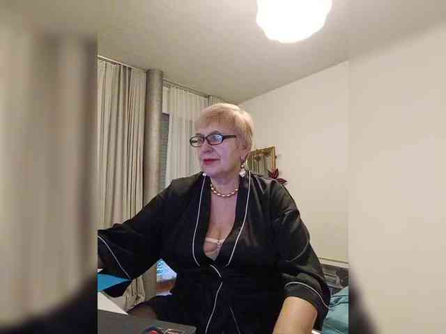 SweetCherry00 webcam