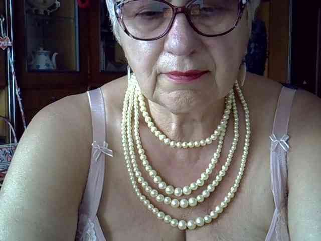 SweetCherry00 webcam