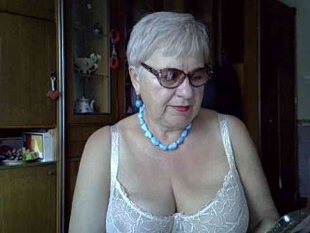 SweetCherry00 webcam