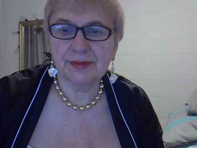 SweetCherry00 webcam