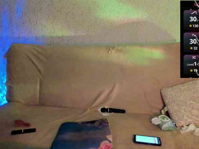 Girl-Fire webcam