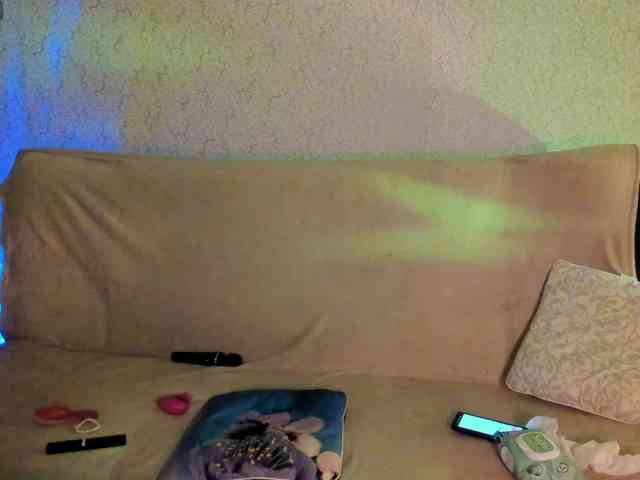 Girl-Fire webcam
