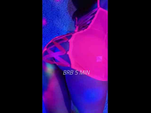 amateur nude webcam Girl-Fire