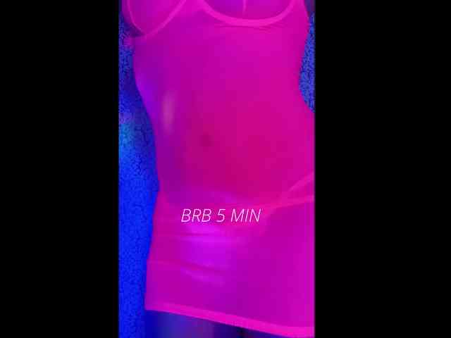 Girl-Fire webcam