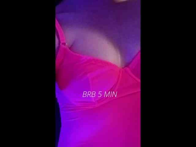 Girl-Fire webcam