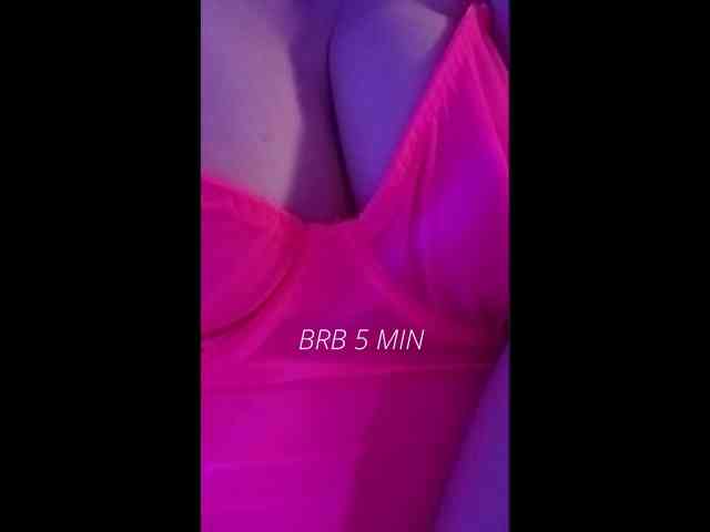 Girl-Fire webcam