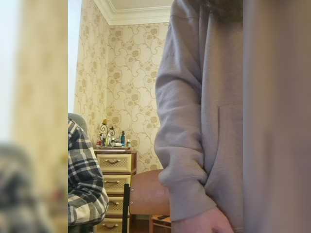 Axel-20x's BongaCams show and profile