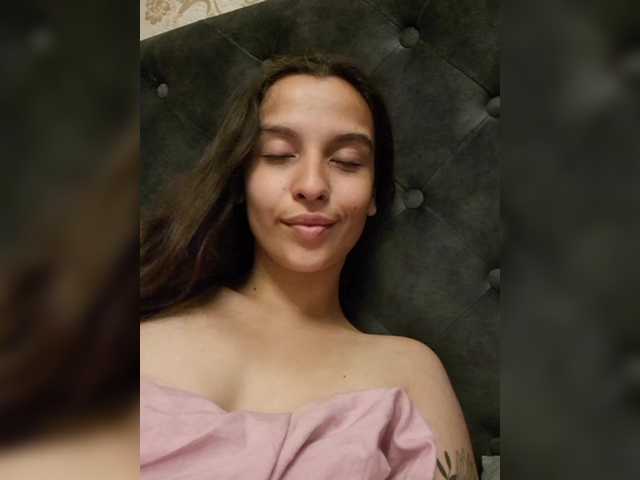 Axel-20x Live Webcam on BongaCams