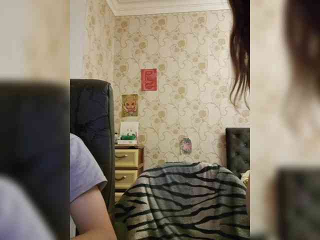 Love_Crew webcam