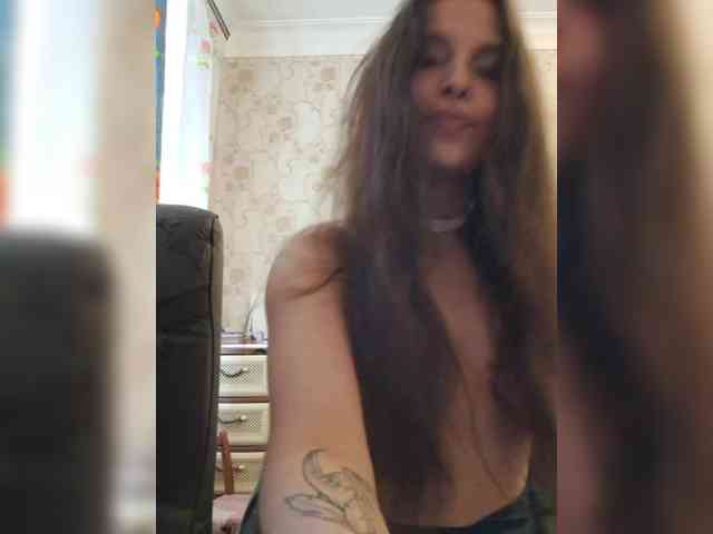 Love_Crew webcam