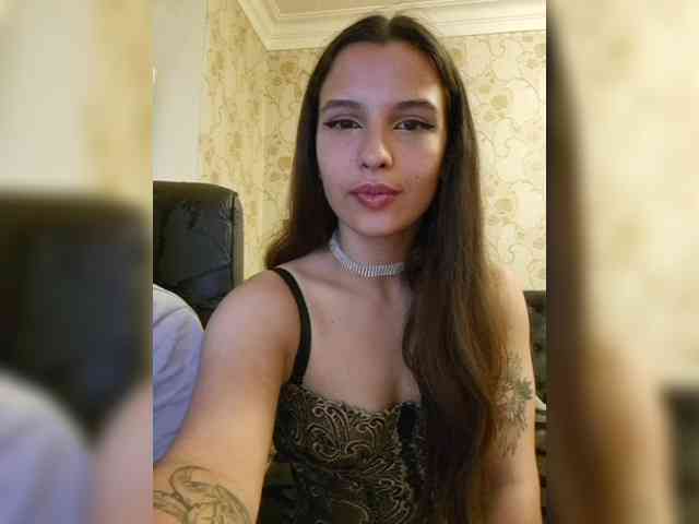 Love_Crew webcam