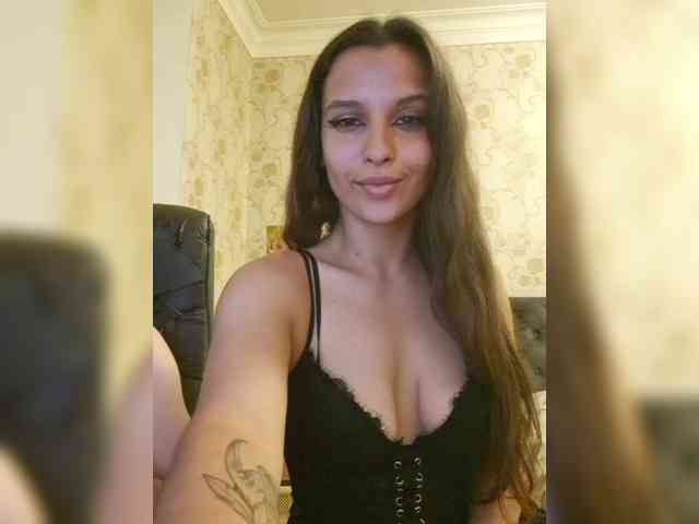 Love_Crew webcam