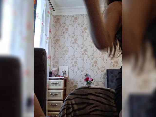 Love_Crew webcam