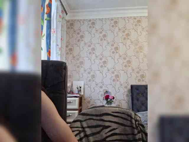 Love_Crew webcam