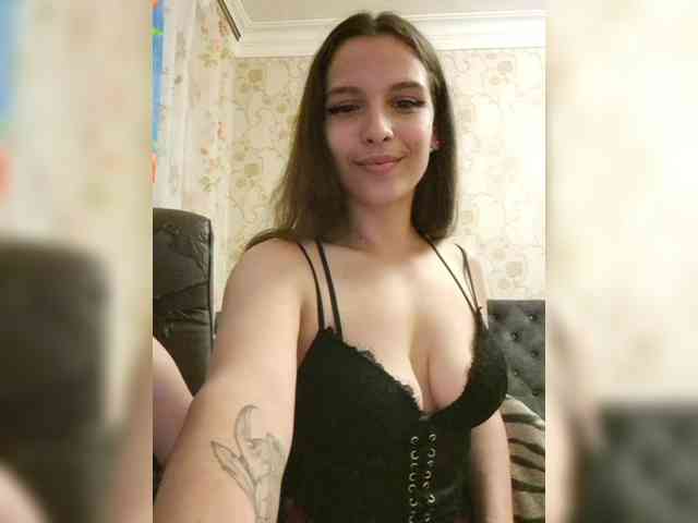 Love_Crew webcam
