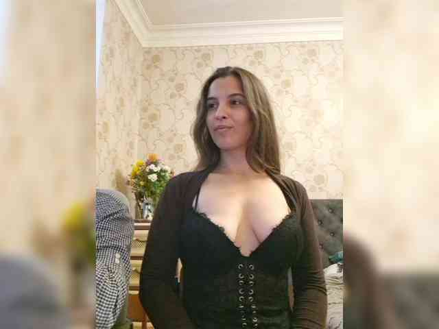 Love_Crew webcam
