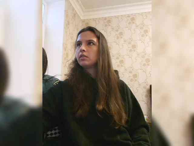 chatting live Axel-20x