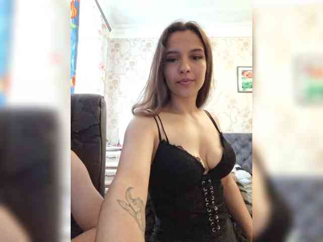 Love_Crew webcam