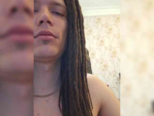 Love_Crew webcam
