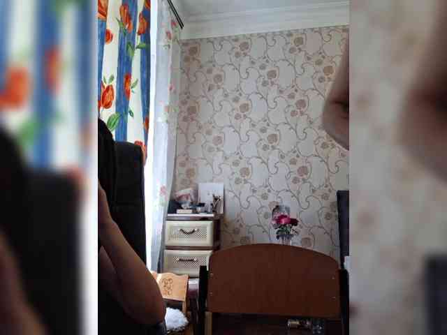 Love_Crew webcam