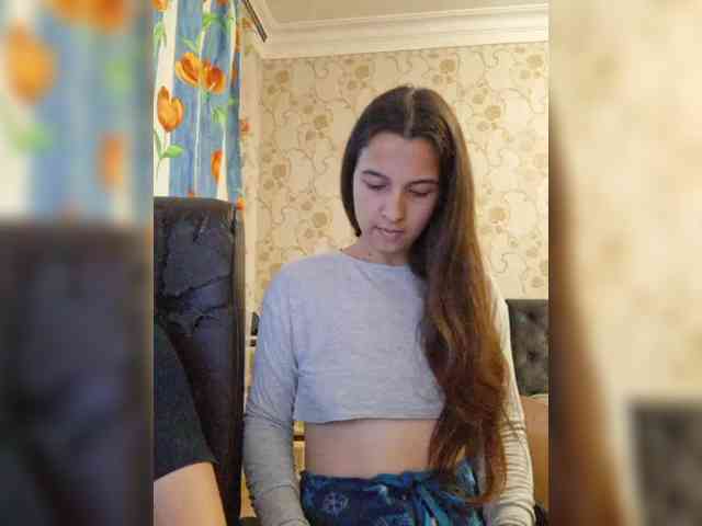 Love_Crew webcam