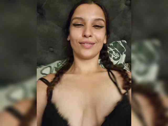live voyeur cam Axel-20x