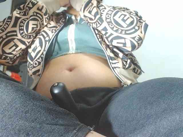 anni-jones webcam