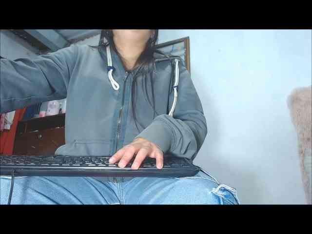 anni-jones webcam