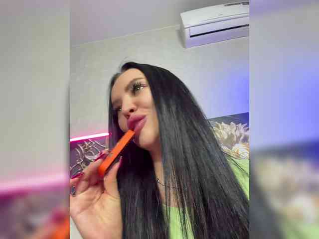 Madam_koss webcam