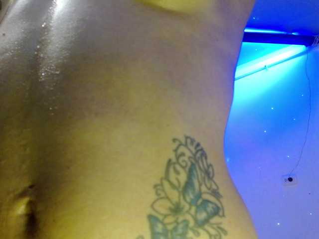 Martina1369's BongaCams show and profile