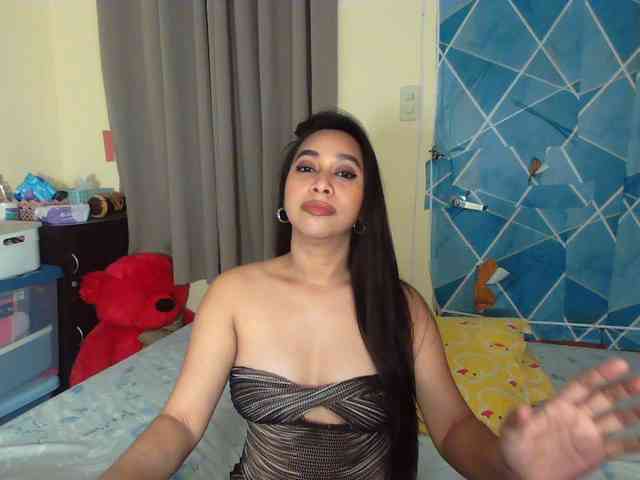 xxTrexie18 webcam