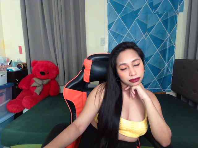 xxTrexie18 webcam