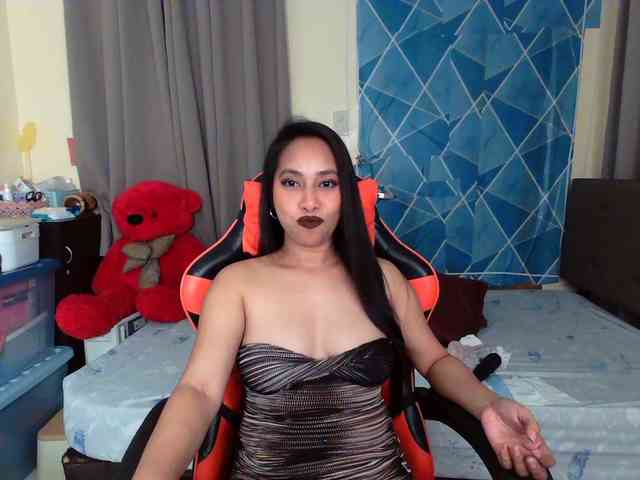 xxTrexie18 webcam