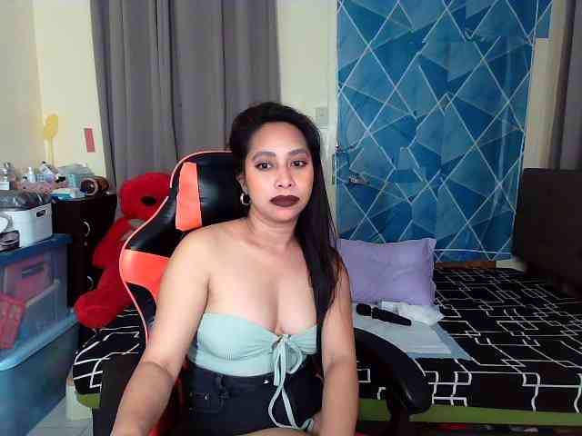 xxTrexie18 webcam