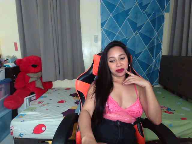 xxTrexie18 webcam