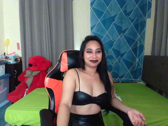 xxTrexie18 webcam