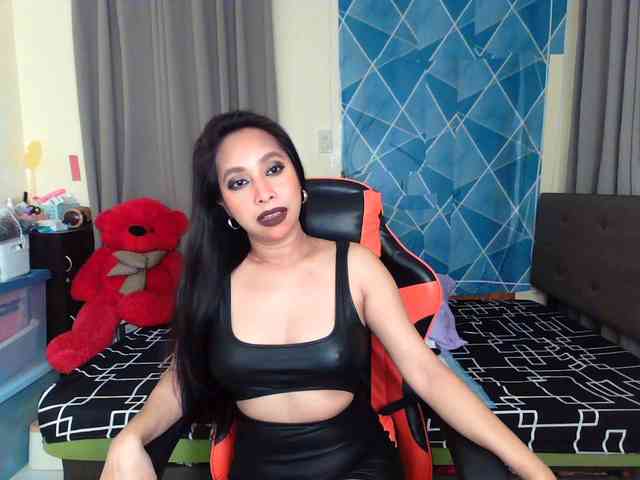 xxTrexie18 webcam