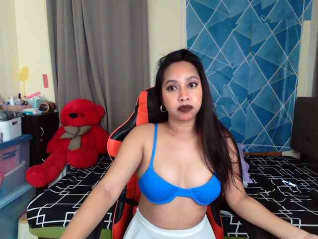 xxTrexie18 webcam