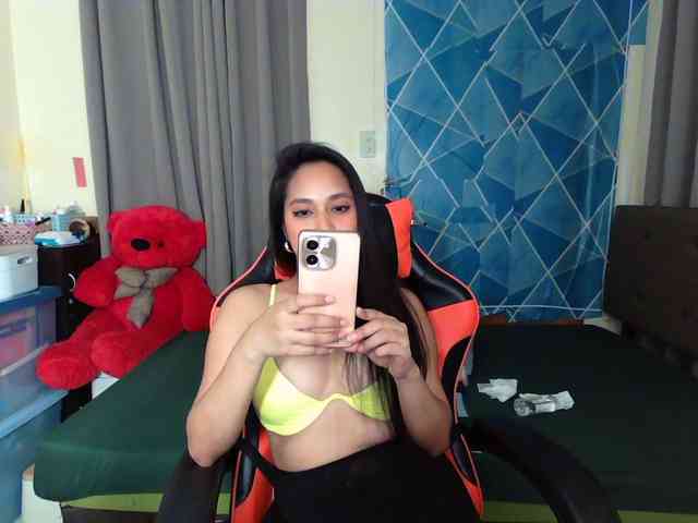 xxTrexie18 webcam