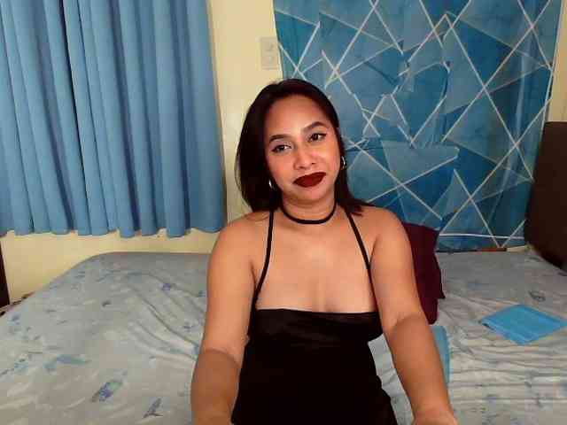 xxTrexie18 Live Webcam on BongaCams