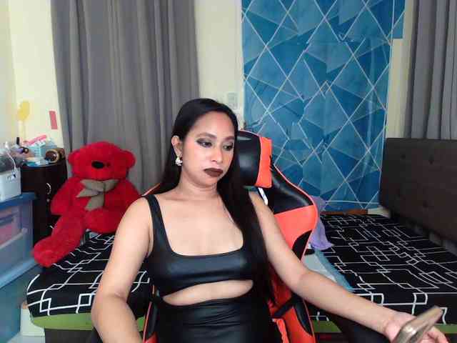xxTrexie18 webcam