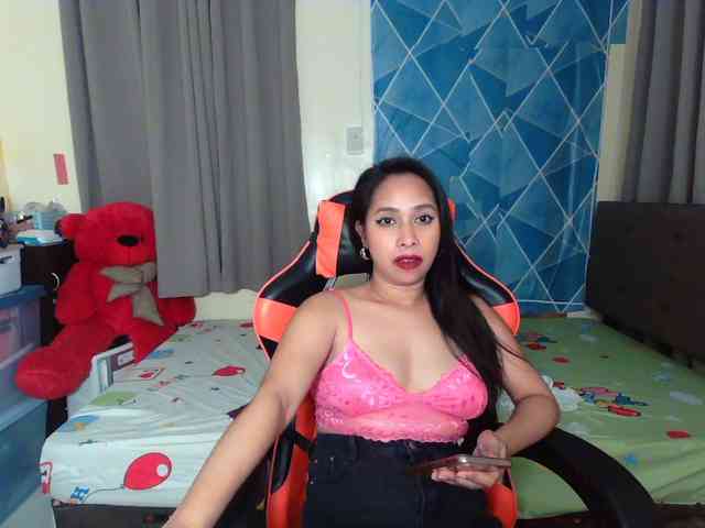 xxTrexie18 webcam
